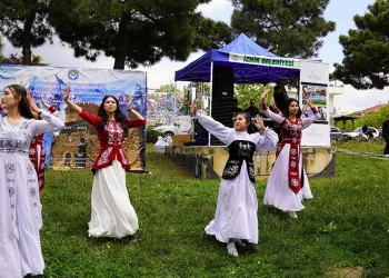 Kırgız halkı İznik’te şenliklerde buluştu