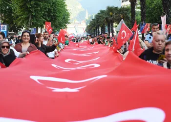 Osmangazi’de binlerce kişilik 19 Mayıs korteji