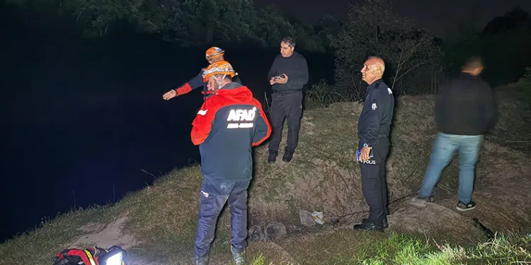 Sakarya Nehri’nde kayıp alarmı