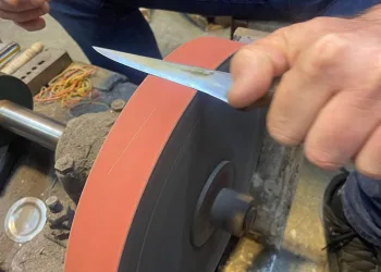 Enginar bıçakçılarında hasat yoğunluğu