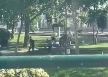 Bursa’da kent merkezinde silahla dehşet saçtı