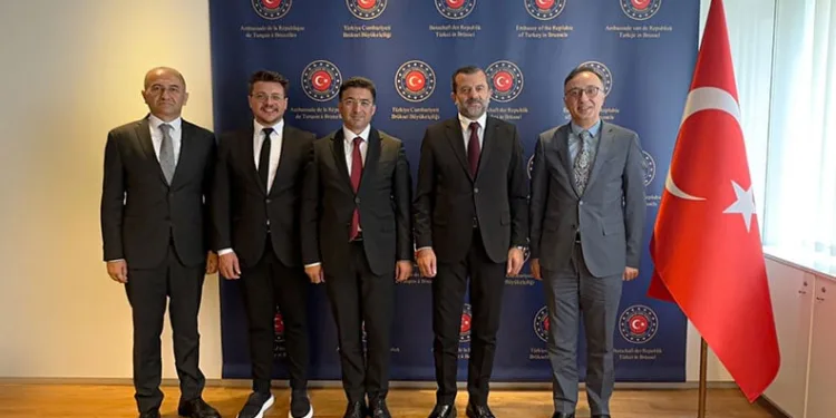 Mustafa Işık Gürsu’dan Avrupa’ya çıkarma yaptı