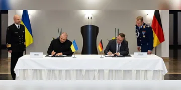 Trump, Ukrayna’da barış için Putin ve Zelenskiy ile üçlü görüşmeye hazır