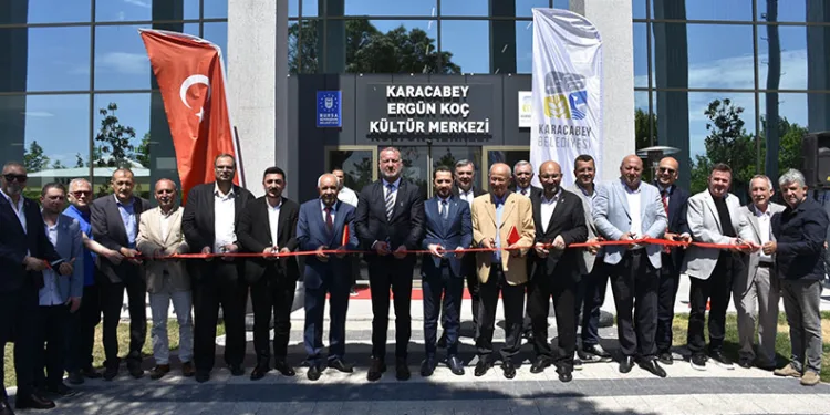 Karacabey 1. Kitap Fuarı görkemli bir törenle açıldı