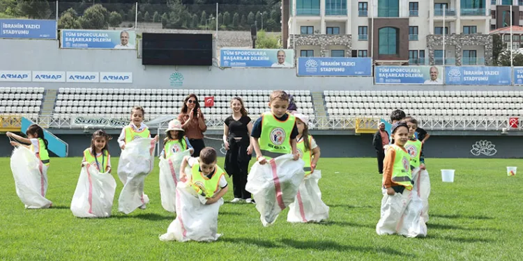 Nilüfer’de miniklerden tatlı mücadele