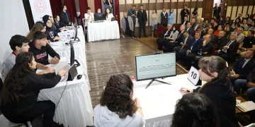 Lise öğrencileri İnegöl’e dair bilgilerini yarıştırdı