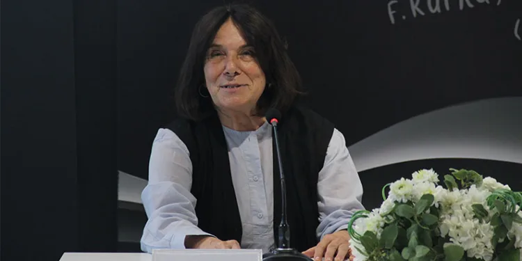 Latife Tekin Nilüfer’de okurlarıyla buluştu