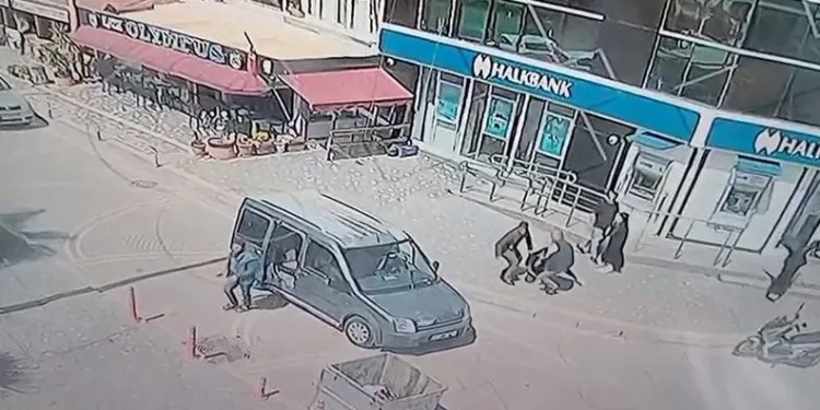 Bursa’da genç kadını sürükleyerek kaçırmaya çalıştılar, tutuklandılar