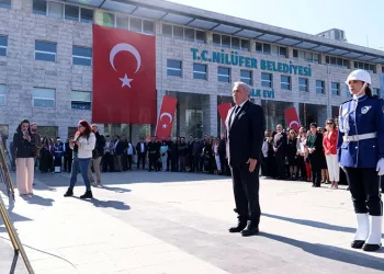 Nilüfer’de 19 Mayıs kutlamaları çelenk sunma töreni ile başladı