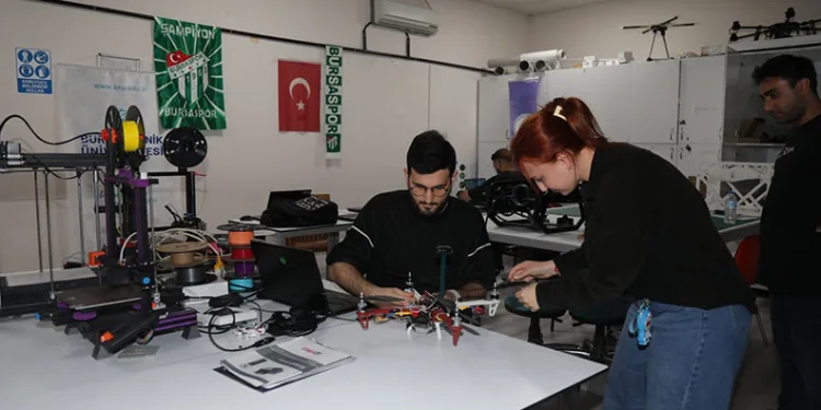 BTÜ’lü gençler TEKNOFEST’e damga vurmaya hazırlanıyor