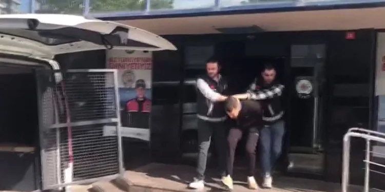 Mersin Valisi Toros: “Yangın kontrol altına alındı diyebiliriz”