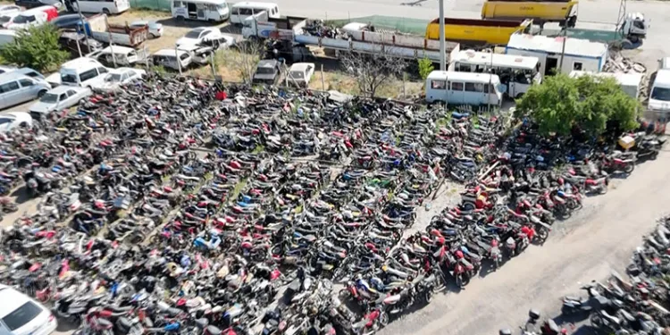 Aksaray’da usulsüz 3 bin motosiklet trafikten men edildi