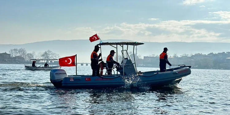 Bursa’da Uluabat Gölü’nde büyük operasyon