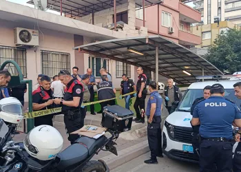 Eski eşi tarafından alt geçitte tabancayla öldürüldü