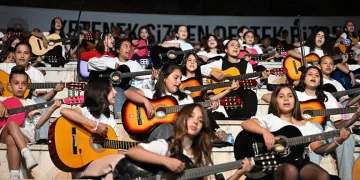 Gemlik’in Genç Sanatçıları, 19 Mayıs’ta Yeteneklerini Sergiledi
