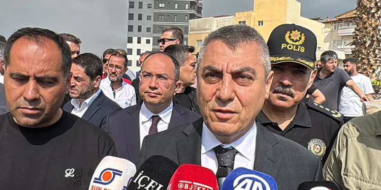 Mersin Valisi Toros: “Yangın kontrol altına alındı diyebiliriz”