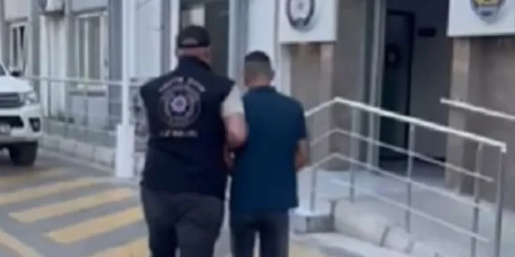Jandarma barajda 500 metre kaçak ağ buldu