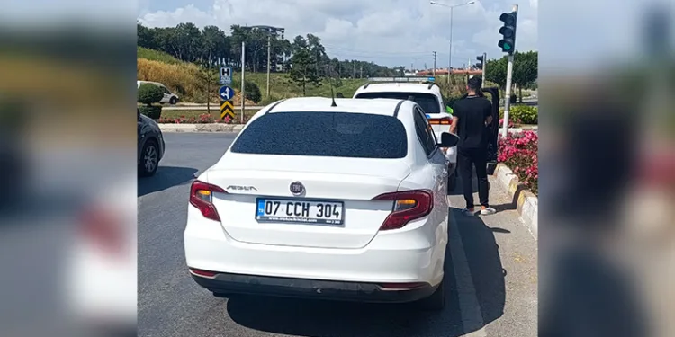 Jandarma barajda 500 metre kaçak ağ buldu