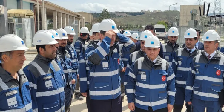 Cumhurbaşkanı Erdoğan’a 5 ülkenin büyükelçisinden güven mektubu