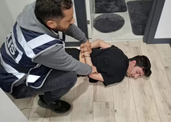 Bursa merkezli 4 ilde dolandırıcılık operasyonu: 18 gözaltı