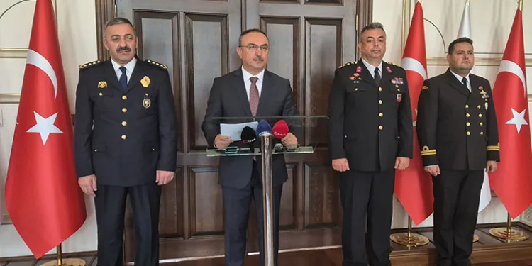 Apartmandan gelen kötü koku cesedi ortaya çıkardı