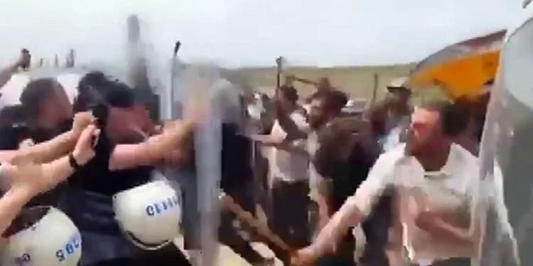 Doğa yürüyüşünde kaybolan Çevre ve Şehircilik İl Müdür Yardımcısını arama çalışmalarına 100 kişilik ekip sevk edildi