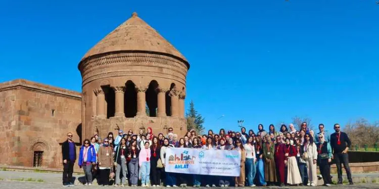 Bakan Kurum, AK Parti Malatya İl Başkanı’nın sağlık durumu hakkında bilgi aldı