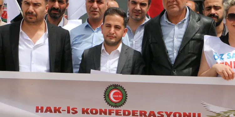 Bakan Kurum, AK Parti Malatya İl Başkanı’nın sağlık durumu hakkında bilgi aldı