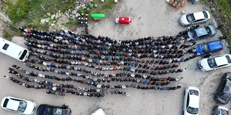 Osmaniye’de dilenciler kaçtı zabıtalar kovaladı