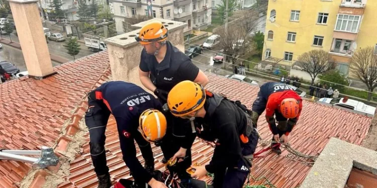Evine gireceği sırada husumetlisini sırtından vuran şüpheli tutuklandı