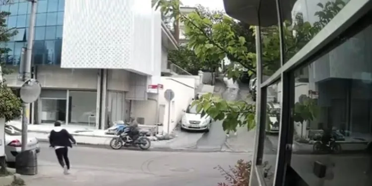 Edremit’te bıçaklı kavga: 2 yaralı