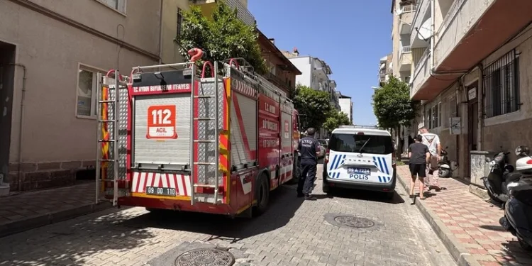 Minibüsün kadına çarpma anı kamerada