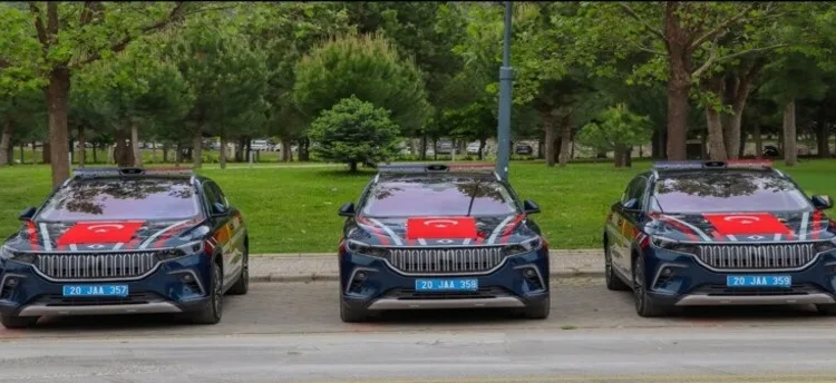 Usta sanatçı Naşit Özcan, son yolculuğuna uğurlandı