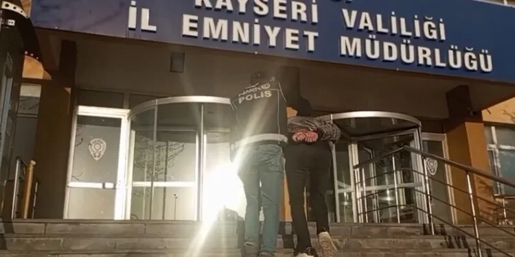 Kayseri’de 70 kilo kaçak tütün yakalandı