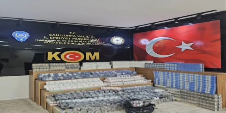 Erzurum’da araçlar karlı yolda kaldı, offroadçular yardıma koştu