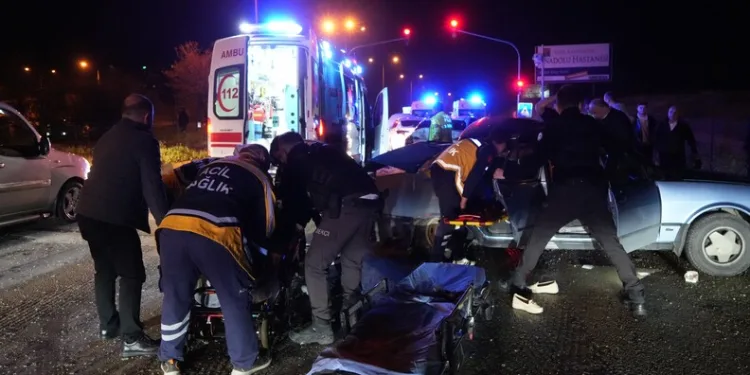 Kahramanmaraş’ta kontrolden çıkan minibüs devrildi: 1 ölü, 19 yaralı