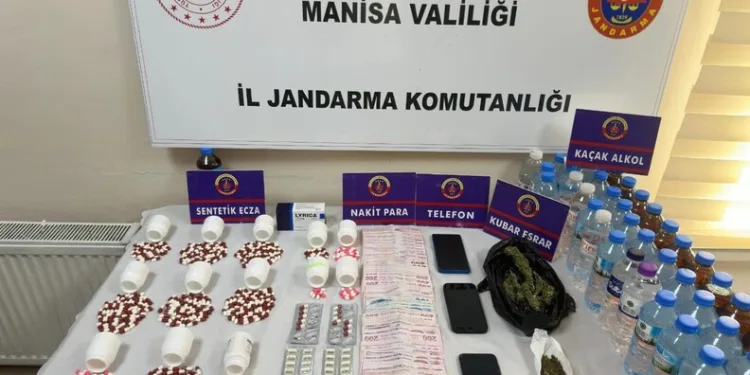 Kahramanmaraş’ta kontrolden çıkan minibüs devrildi: 1 ölü, 19 yaralı