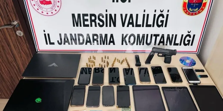 Kahramanmaraş’ta kontrolden çıkan minibüs devrildi: 1 ölü, 19 yaralı