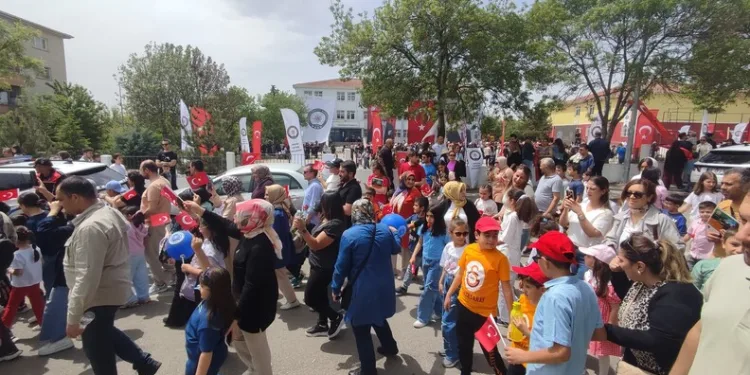 ‘Laf atma’ tartışmasında bıçakladığı şahsı öldüren 17 yaşındaki çocuk tutuklandı