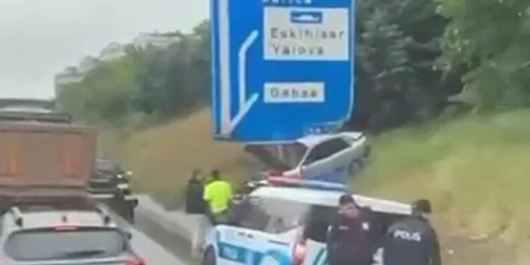 ‘Laf atma’ tartışmasında bıçakladığı şahsı öldüren 17 yaşındaki çocuk tutuklandı