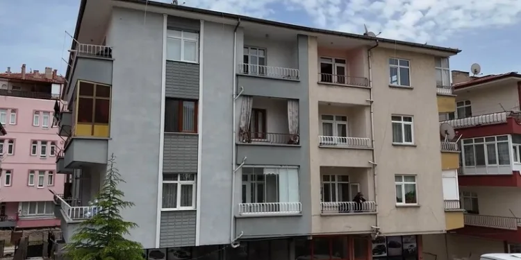 ‘Laf atma’ tartışmasında bıçakladığı şahsı öldüren 17 yaşındaki çocuk tutuklandı