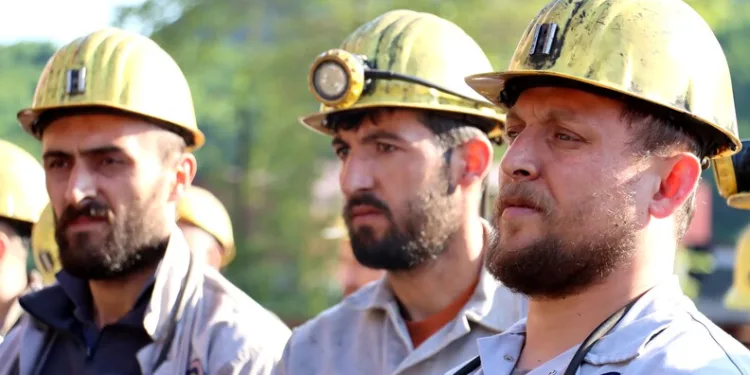 Şırnak’ta 3 milyon değerinde kaçak ürünler ele geçirildi