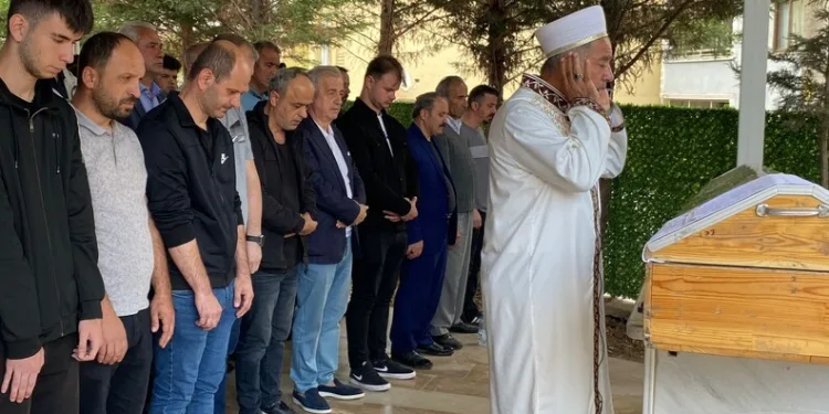 Gaziantep’te taksiciye kardeşinden silahlı saldırı