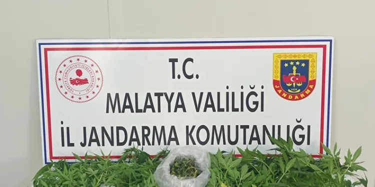 Gaziantep’te taksiciye kardeşinden silahlı saldırı