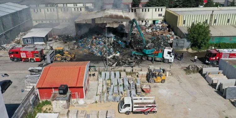 Eskişehir’deki trafik kazasında motosiklet sürücüsü yaralandı
