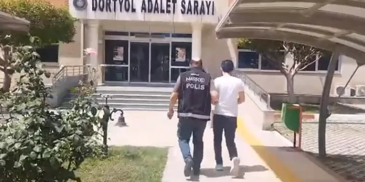 Eskişehir’deki trafik kazasında motosiklet sürücüsü yaralandı