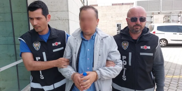 Isparta’da iki yolcu otobüsü çarpıştı: 1’i ağır 27 yaralı