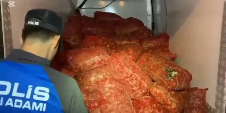 Pizzacıdaki cinayetin sanığına ceza yağdı