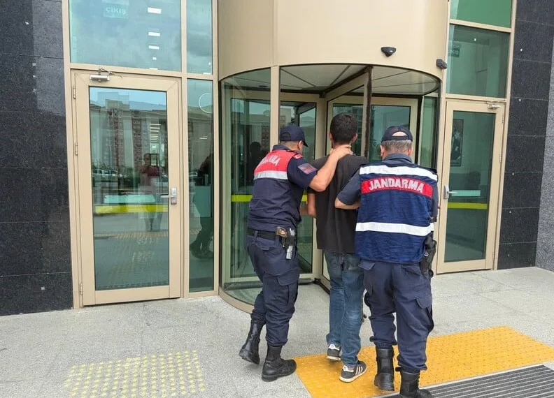 Pizzacıdaki cinayetin sanığına ceza yağdı
