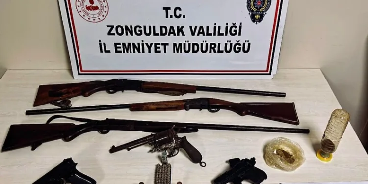 Yakalanmamak için keneviri evine ekerek tarlaya çevirmiş